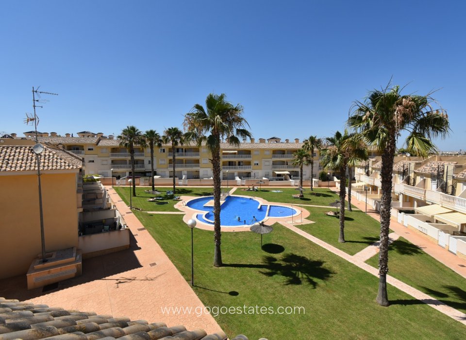 Alquiler a largo plazo - Villa / Chalet - Orihuela