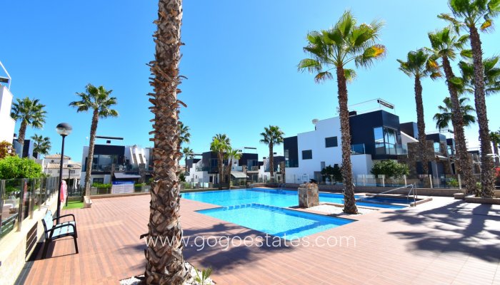 Apartamento / Piso - Venta - Orihuela Costa - Lomas De Cabo Roig