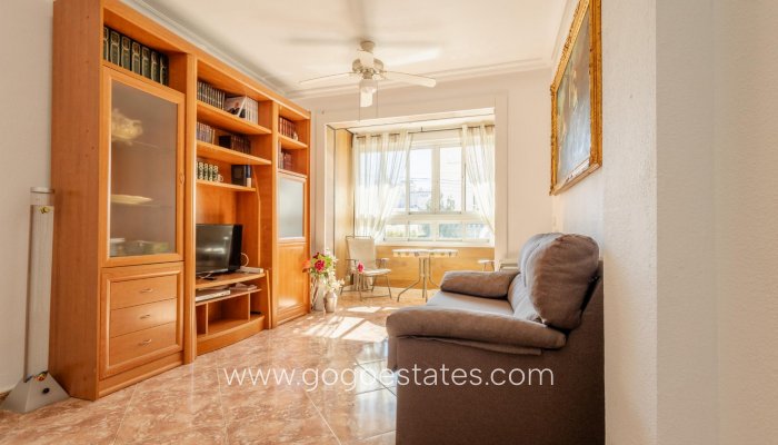 Apartment / Flat - Resale - Torrevieja - Centro