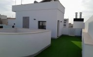 Apartment - Middle Floor Apartment - Resale - Torrevieja - RSO-38174