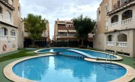 Apartment - Middle Floor Apartment - Resale - Torrevieja - RSO-44338