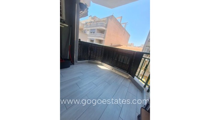 Appartement - Appartement au rez-de-chaussée - Revente - Torrevieja - Playa del Cura