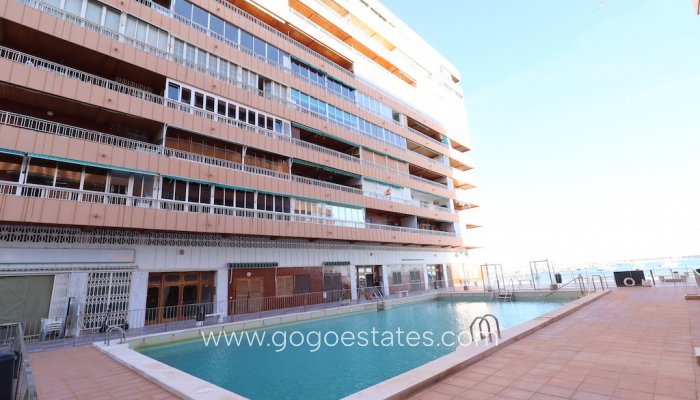 Appartement - Appartement au rez-de-chaussée - Revente - Torrevieja - Torrevieja Centro