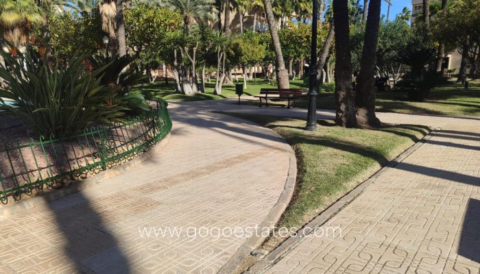 Appartement - Appartement au rez-de-chaussée - Revente - Torrevieja - Torrevieja Centro