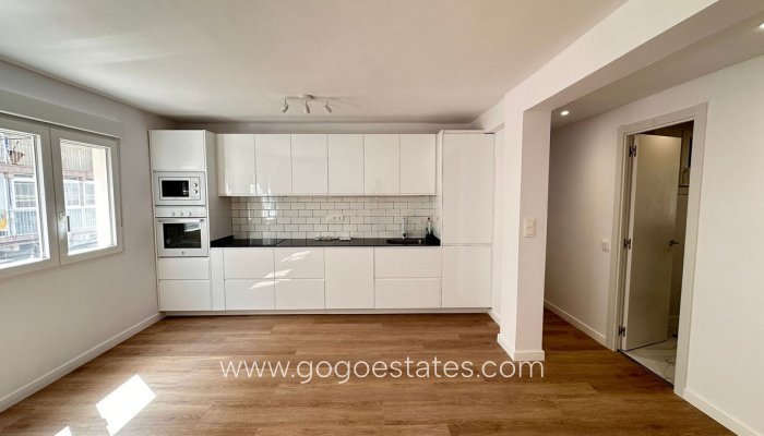 Appartement - Appartement op de middelste verdieping - Te koop - Benidorm - Benidorm Centro