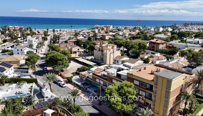 Appartement - Appartement op de middelste verdieping - Te koop - Orihuela - La Zenia