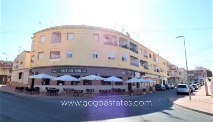 Appartement - Appartement op de middelste verdieping - Te koop - Torrevieja - Torrevieja Centro