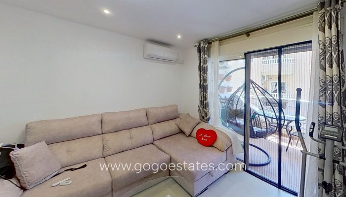 Appartement - Appartement op de middelste verdieping - Te koop - Torrevieja - Torrevieja Centro