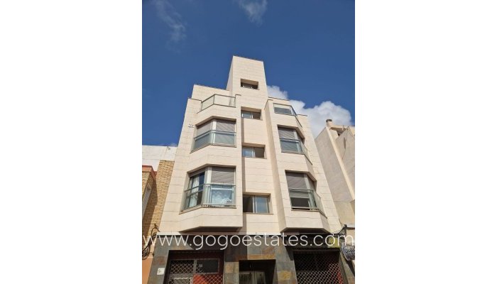 Appartement - Appartement op de middelste verdieping - Te koop - Torrevieja - Torrevieja Centro