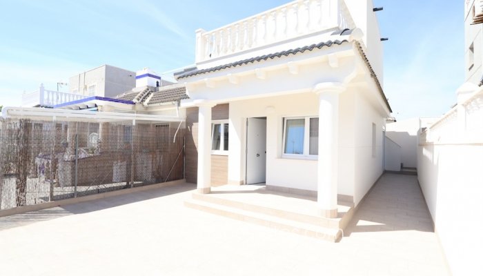 Casa - Casa adosada - Venta - Torrevieja - Nueva Torrevieja
