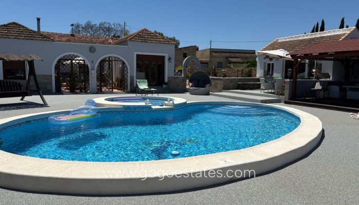 Casa - Chalet Independiente - Venta - Jacarilla - Jacarilla