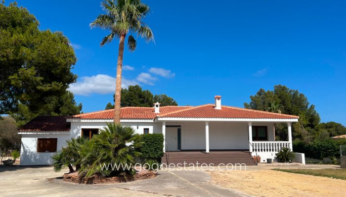 Casa - Chalet Independiente - Venta - La Nucía - La Nucia Centro