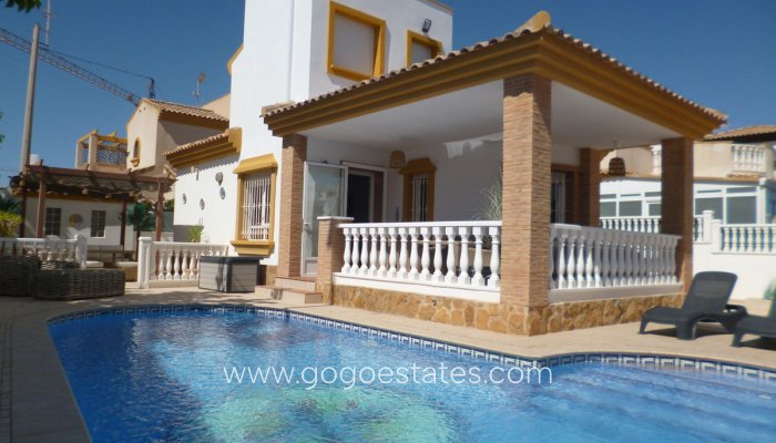 Casa - Chalet Independiente - Venta - Pilar De La Horadada - Pilar de la Horadada Centro