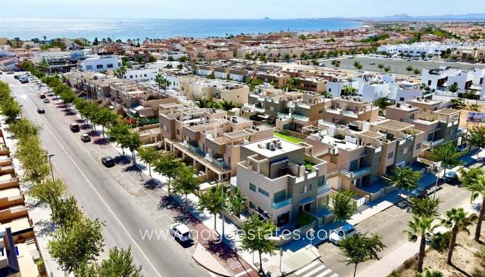 Casa - Chalet Independiente - Venta - Pilar De La Horadada - Torre de la Horadada