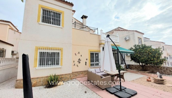 Casa - Chalet Independiente - Venta - San Miguel De Salinas - San Miguel de Salinas Centro