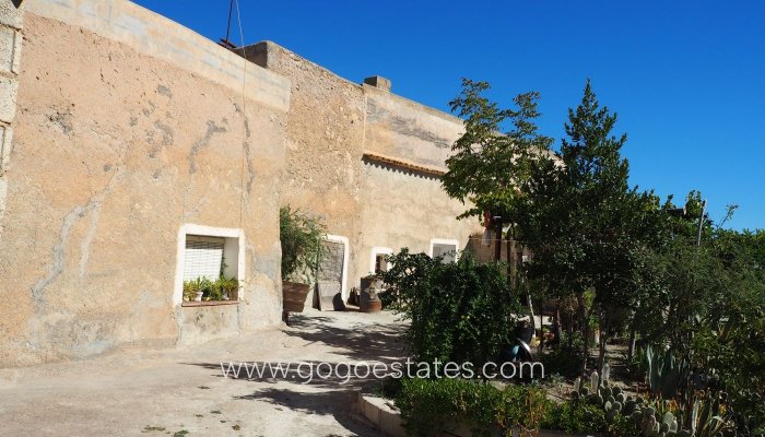 Casa Cueva - Te koop - Benamaurel - Benamaurel