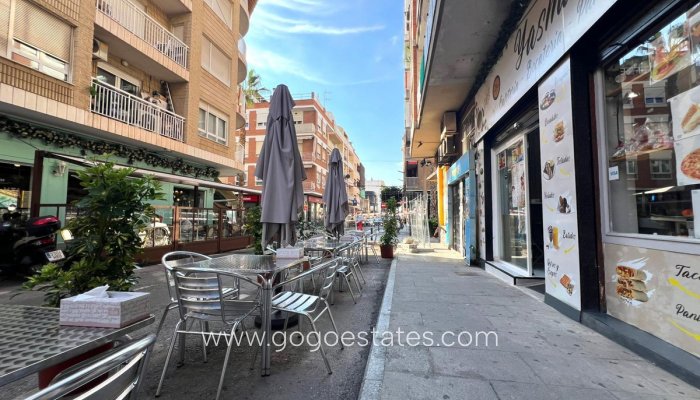 Commercieel - Zakelijk - Te koop - Torrevieja - Torrevieja Centro