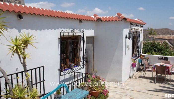 Haus - Finca - Cortijo - Wiederverkauf - Onáyar - Onáyar