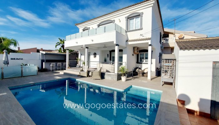 Haus - Freistehende Villa - Wiederverkauf - Orihuela - Orihuela Costa