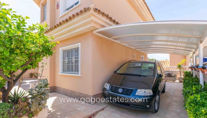 Haus - Freistehende Villa - Wiederverkauf - Orihuela - Punta Prima