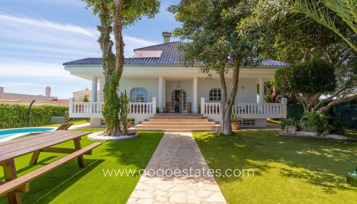 Haus - Freistehende Villa - Wiederverkauf - Torrevieja - Torrevieja Centro