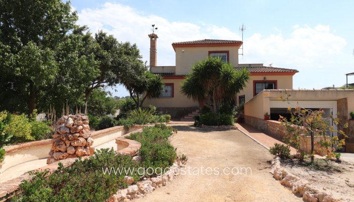 House - Detached Villa - Resale - Algorfa - Algorfa Centro