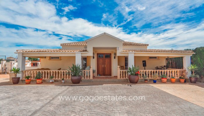 House - Detached Villa - Resale - Almoradi - Heredades