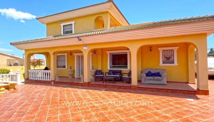 House - Detached Villa - Resale - Torrevieja - Torrevieja Centro