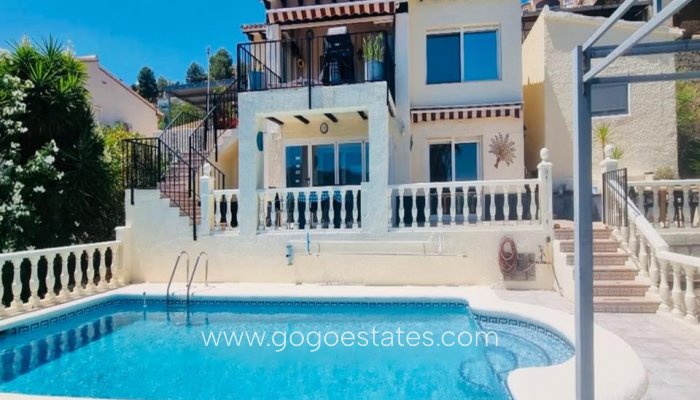 House - Townhouse - Resale - Jalon - Jalon Centro