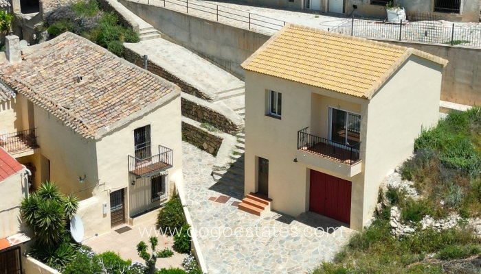 House - Townhouse - Resale - Oria - Oria