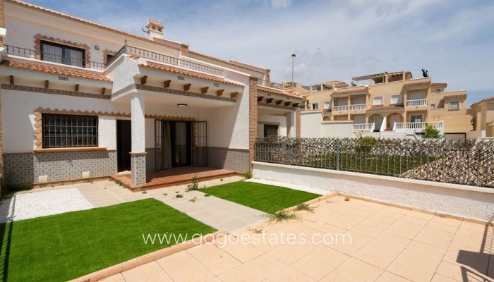 House - Townhouse - Resale - San Miguel De Salinas - San Miguel de Salinas Centro