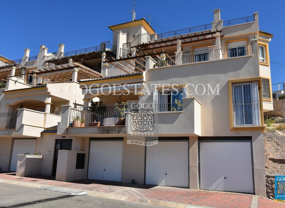 houses in los geraneos for sale