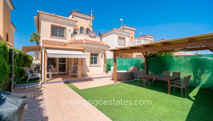 Huis - Stadswoning - Te koop - Guardamar del Segura - Guardamar del Segura Centro