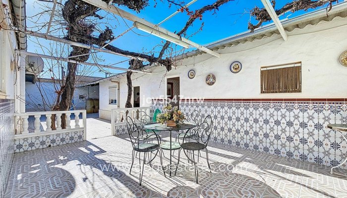 Huis - Stadswoning - Te koop - Pinoso - Pinoso Centro