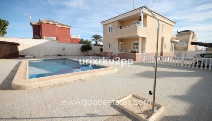 Huis - Vrijstaande Villa - Te koop - Torrevieja - Aguas Nuevas