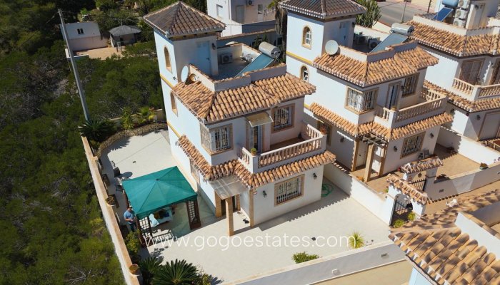 Huis - Vrijstaande Villa - Te koop - Torrevieja - La Mata