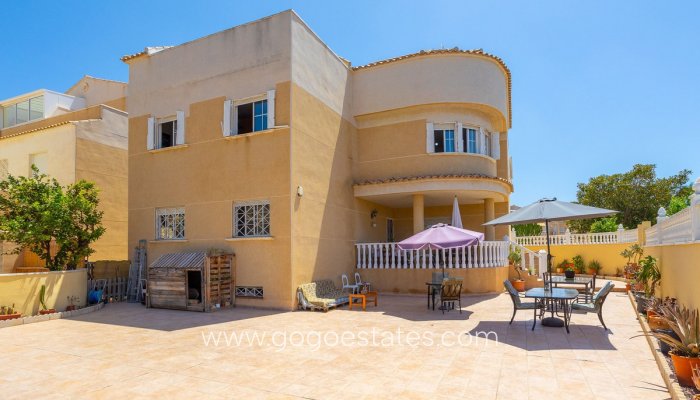 Huis - Vrijstaande Villa - Te koop - Torrevieja - LA SIESTA