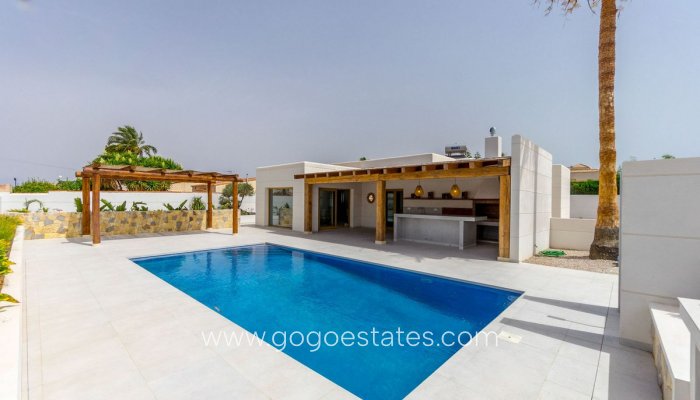 Huis - Vrijstaande Villa - Te koop - Torrevieja - Torrevieja Centro
