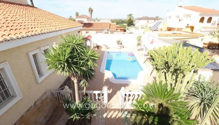 Huis - Vrijstaande Villa - Te koop - Torrevieja - Torrevieja Centro