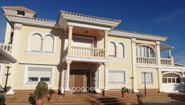 Maison - Villa Individuelle - Revente - Yecla - Yecla Centro