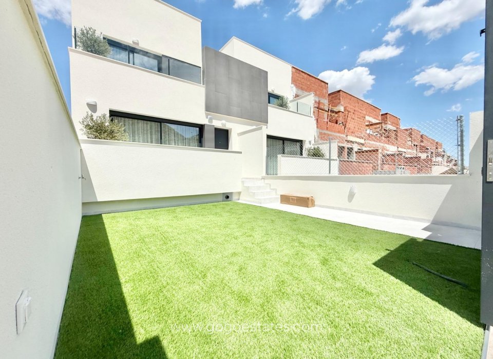 Neubouw - Town House - Cox - Sin Zona