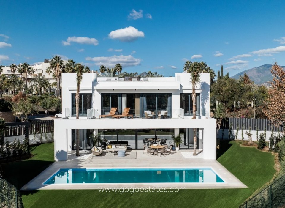 Nouvelle construction - Villa - Estepona