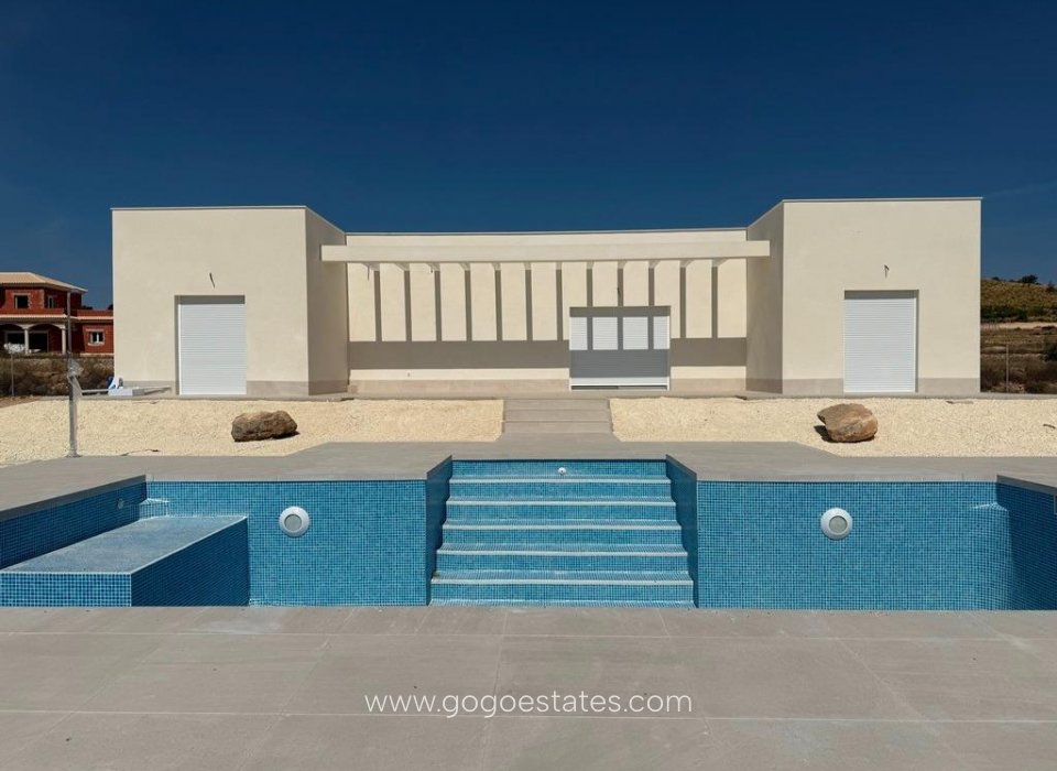 Obra Nueva - Villa / Chalet - Pinoso - Camino Del Prado