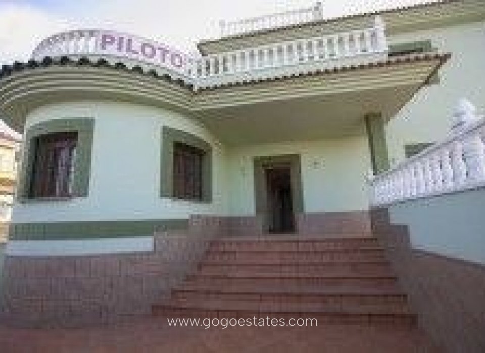 Obra Nueva - Villa / Chalet - Torrevieja - Los Altos