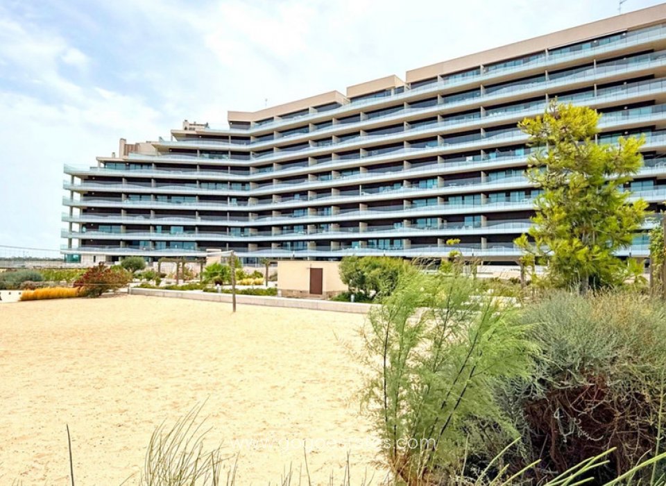 Resale - Apartamento - Torre - Pacheco - Playa honda
