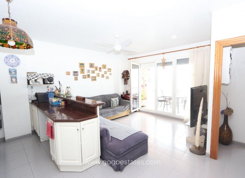 Resale - Apartamento - Torrevieja - Playa Flamenca