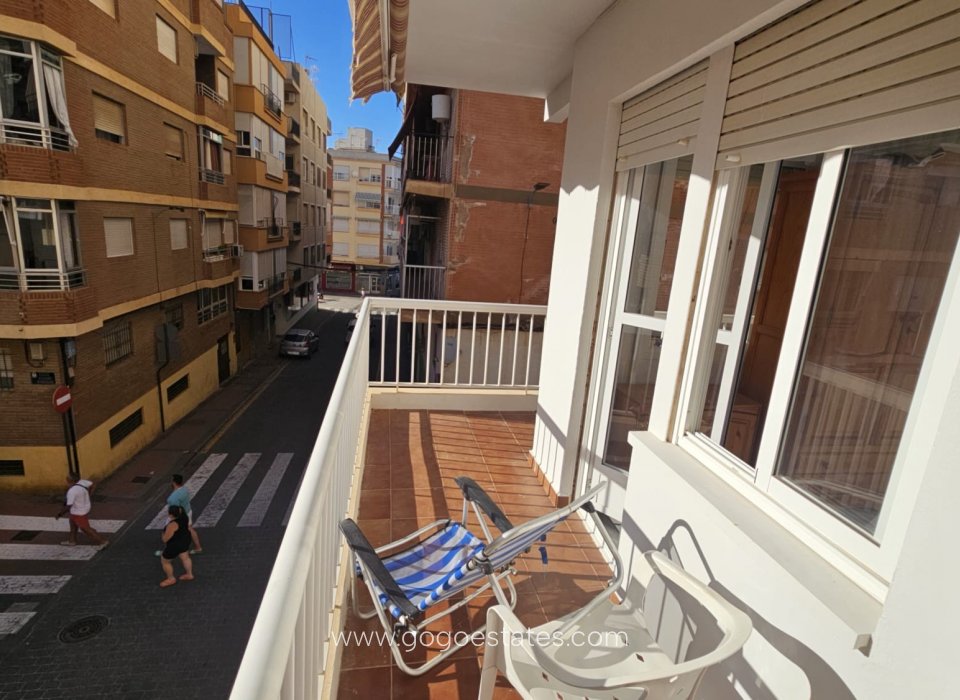 Resale - Apartment / Flat - Aguilas - Centro