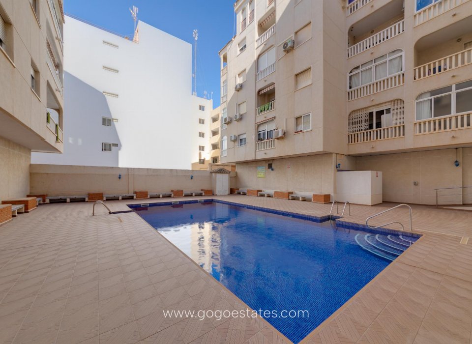 Resale - Apartment / Flat - Torrevieja - playa de los naufragos