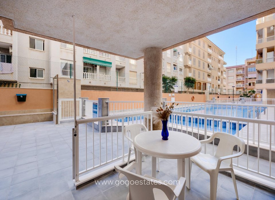 Resale - Apartment / Flat - Torrevieja - playa de los naufragos