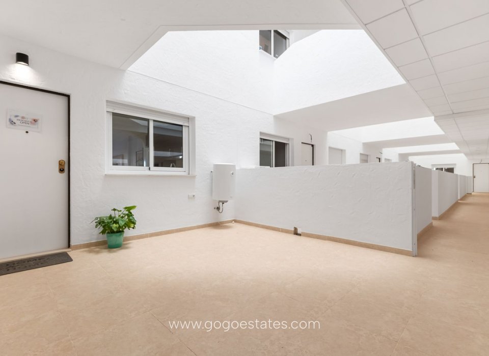 Resale - Apartment - Ground Floor Apartment - Orihuela - Lomas de Cabo Roig